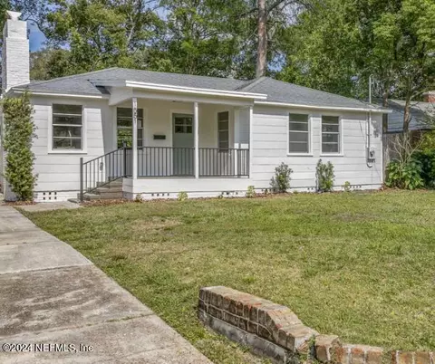 1551 Parrish Pl, Jacksonville, FL 32205