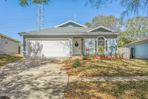 12041 Cancun Dr, Jacksonville, FL 32225