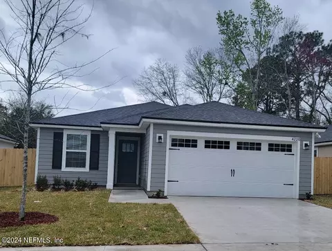 4220 Matador Dr, Jacksonville, FL 32210