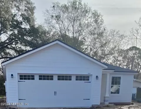 4037 Rodby Dr, Jacksonville, FL 32210
