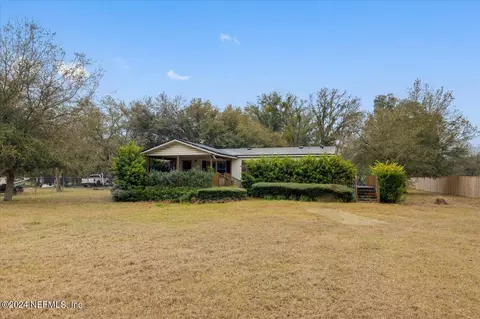 1428 Starratt Rd, Jacksonville, FL 32218