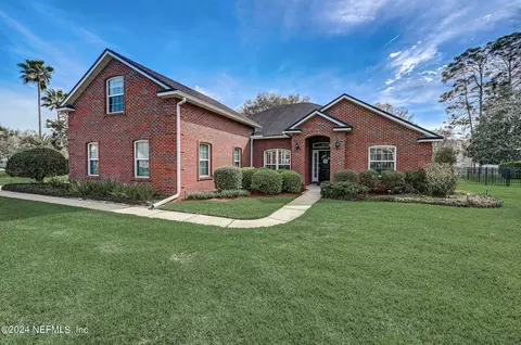 1148 Lake Parke Dr, Saint Johns, FL 32259