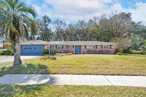 8024 Holiday Rd S, Jacksonville, FL 32216