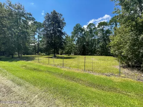 111 113 Islander Ln, Satsuma, FL 32189