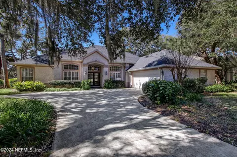 4703 Genoa Dr, Fernandina Beach, FL 32034