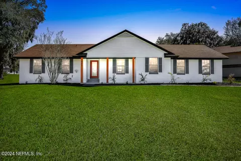 3961 Lochlaurel Dr, Jacksonville, FL 32277