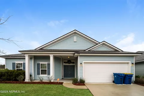 3938 Hammock Bluff Dr, Jacksonville, FL 32226