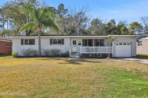 2134 Lou Dr W, Jacksonville, FL 32216