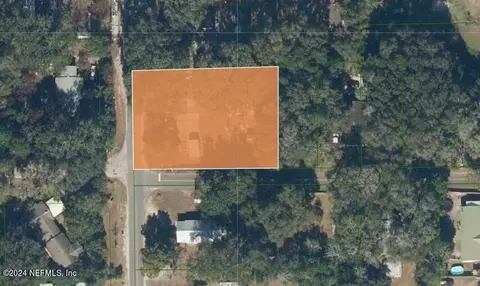 3325 S Palm Ave, Palatka, FL 32177