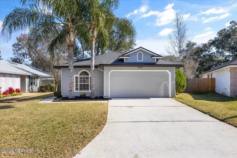 6099 Alpenrose Ave, Jacksonville, FL 32256