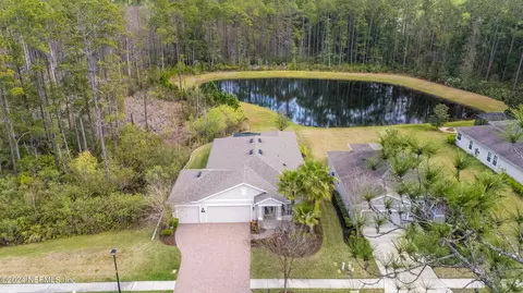 325 Willow Ridge Dr, Jacksonville, FL 32256