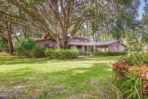 195 Horseman Club Rd, Palatka, FL 32177