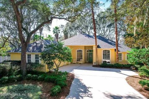2887 Breakers Ct, Fernandina Beach, FL 32034