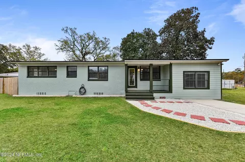 4854 Avent Dr, Jacksonville, FL 32244