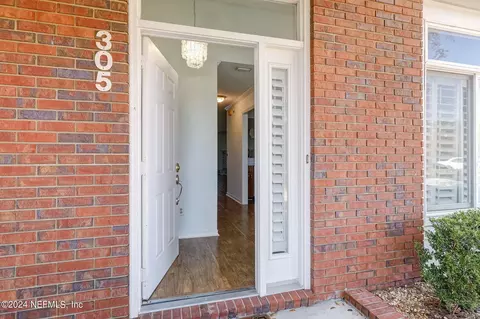 5400 Water Oak Ln #305, Jacksonville, FL 32210