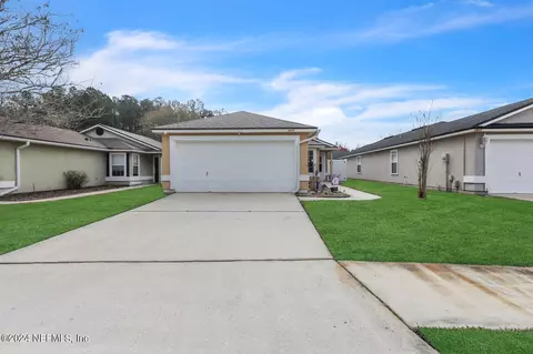 1831 Pineta Cove Dr, Middleburg, FL 32068