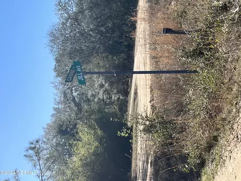 116 Canine St, Interlachen, FL 32148