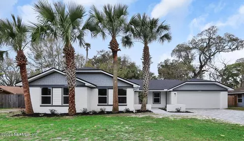 11253 Beacon Dr, Jacksonville, FL 32225