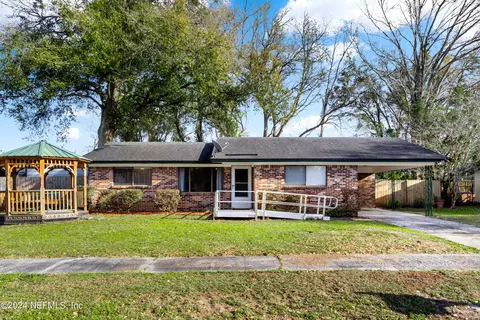 977 Dostie Cir, Orange Park, FL 32065