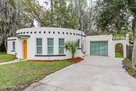 9821 Winston St, Jacksonville, FL 32208