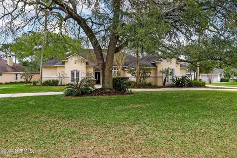 800 Mill Pond Ct, Saint Johns, FL 32259