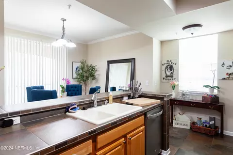 10075 N Gate Pkwy #1210, Jacksonville, FL 32246