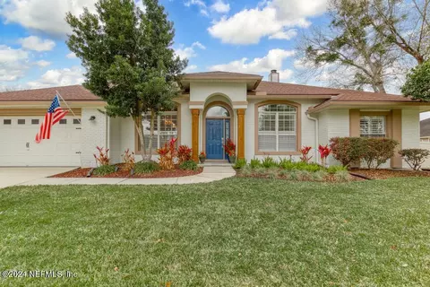5557 Alden Bridge Dr, Jacksonville, FL 32258