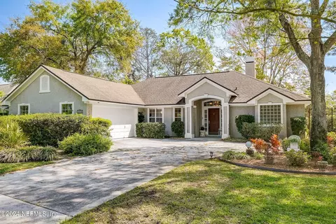 1207 Lake Point Pl, Fleming Island, FL 32003