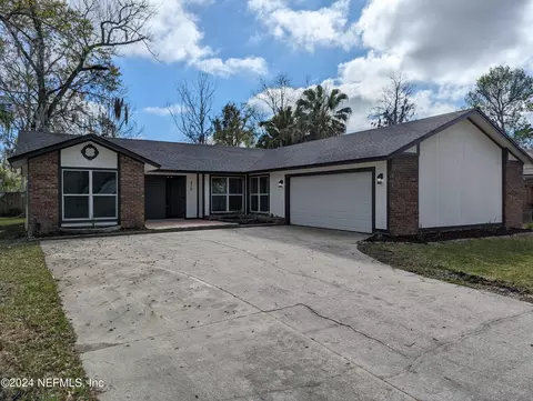 470 Kevin Dr, Orange Park, FL 32073