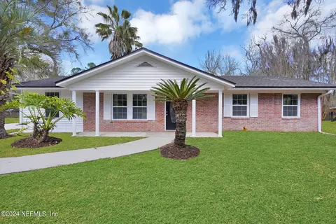 6069 Adams Rd, Macclenny, FL 32063