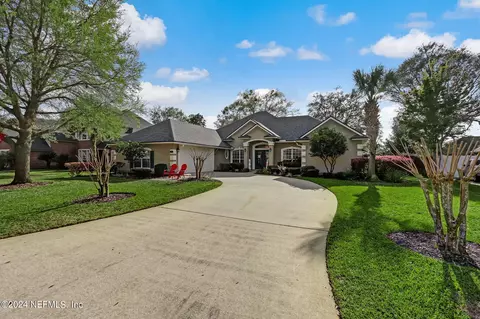 1317 Honeysuckle Dr, Saint Johns, FL 32259