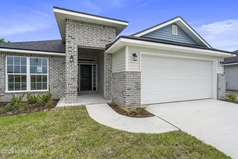 8419 Helmsley Blvd, Jacksonville, FL 32219