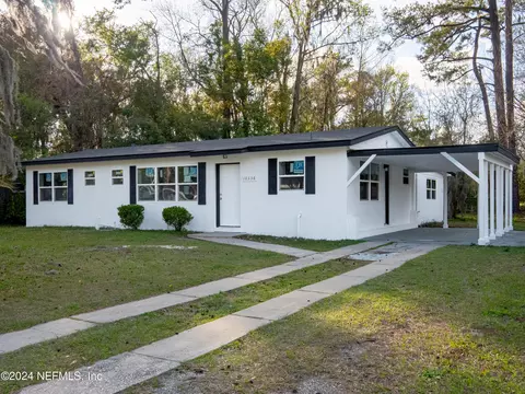 10336 Pinehurst Dr, Jacksonville, FL 32218