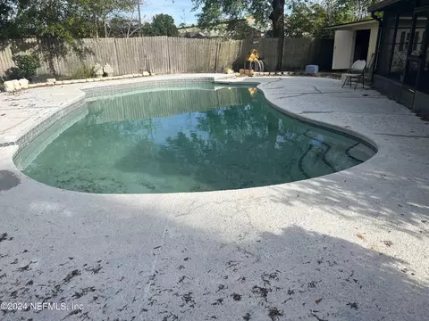 10523 Clydesdale Dr W, Jacksonville, FL 32257