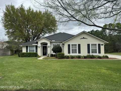 5539 London Lake Dr, Jacksonville, FL 32258