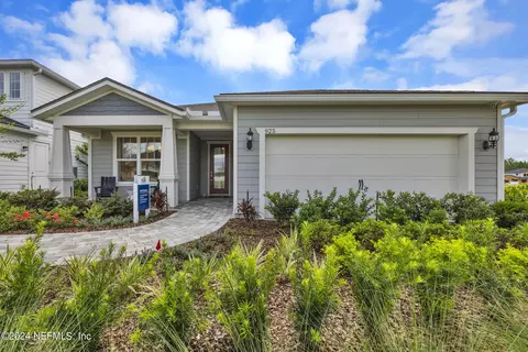 3436 Kindlewood Dr, Middleburg, FL 32068