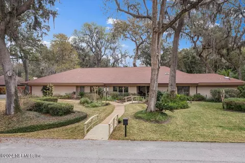 9125 Beauclerc Cir W, Jacksonville, FL 32257