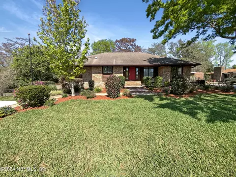 4272 Buck Point Rd, Jacksonville, FL 32210