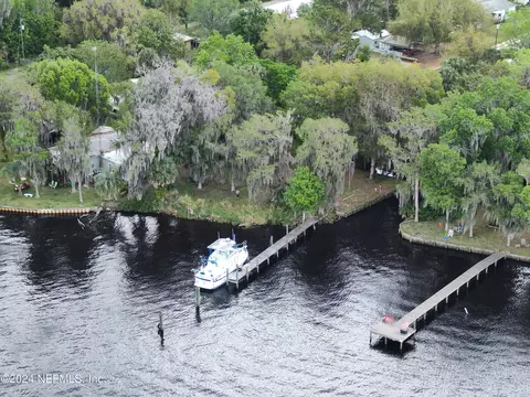 189 Kolski Dr, Crescent City, FL 32112