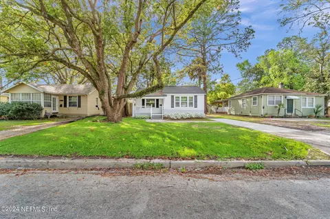2238 W Home Park Cir, Jacksonville, FL 32207
