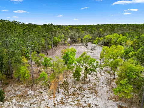 140 Junior Lake Trl, Interlachen, FL 32148 photo 10