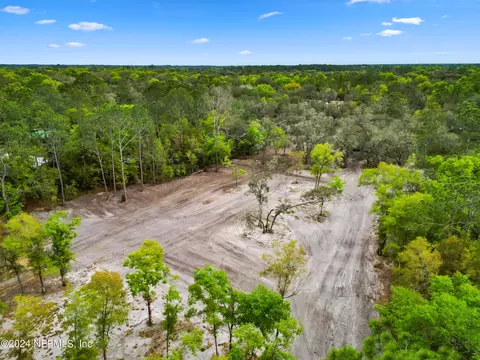 140 Junior Lake Trl, Interlachen, FL 32148 photo 11