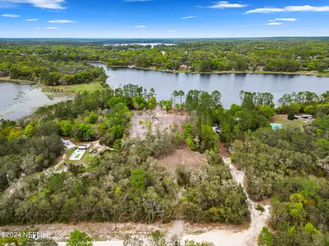 140 Junior Lake Trl, Interlachen, FL 32148 photo 18