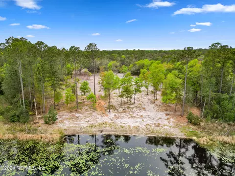 140 Junior Lake Trl, Interlachen, FL 32148 photo 9