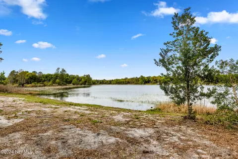140 Junior Lake Trl, Interlachen, FL 32148 photo 20
