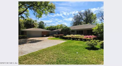 4294 Point La Vista Rd W, Jacksonville, FL 32207