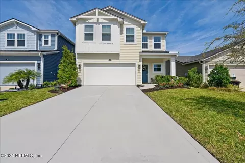 459 Narrowleaf Dr, Saint Johns, FL 32259