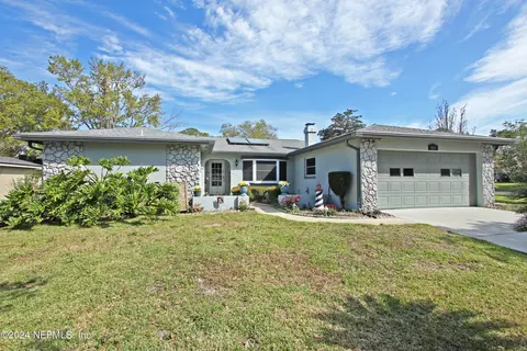 8351 Locke Ct, Jacksonville, FL 32244