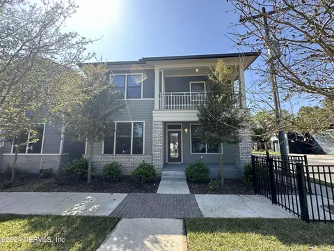 2977 Fleur Ln, Jacksonville, FL 32205