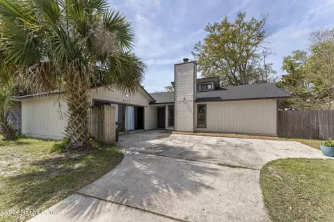 2532 Wattle Tree Rd W, Jacksonville, FL 32246